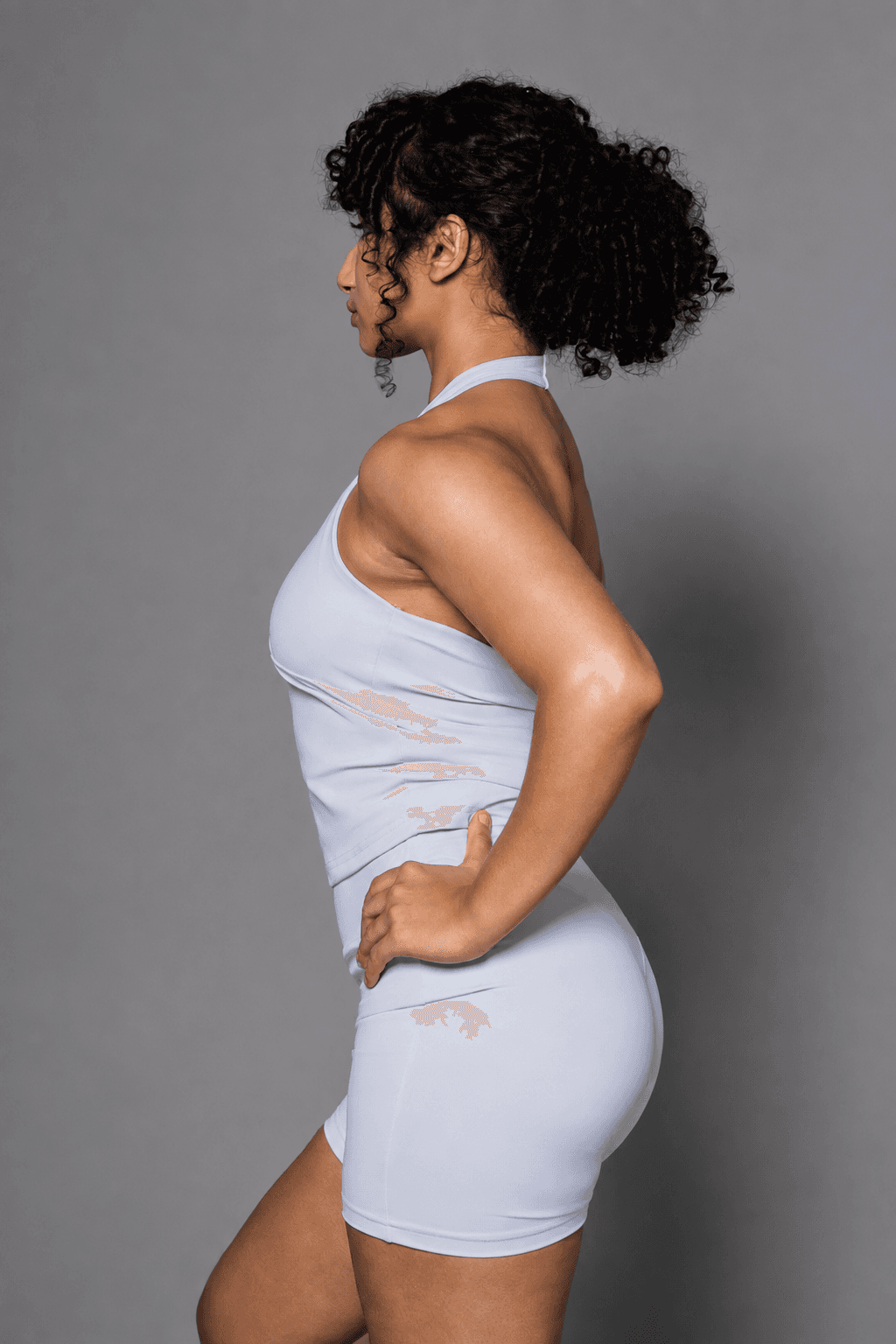 Top dos nu bleu bébé
